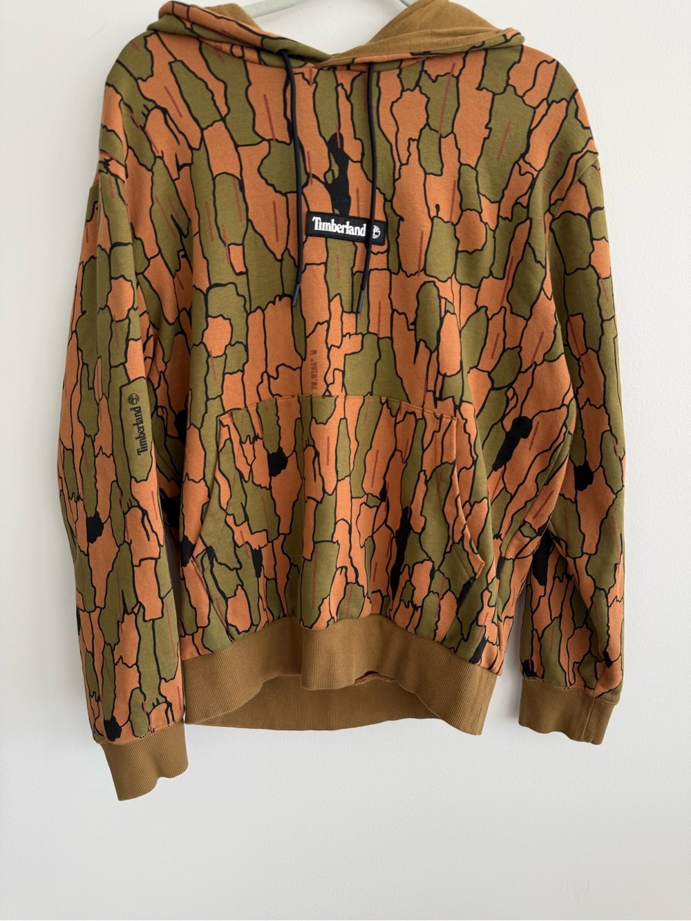 Timberland Green and Brown Camo-Print Seasonal Tree Hoodie. NWOT.